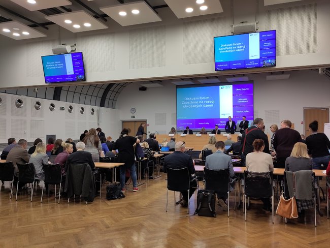 SRRB na diskuzním fóru o hospodářsky a sociálně ohrožených územích